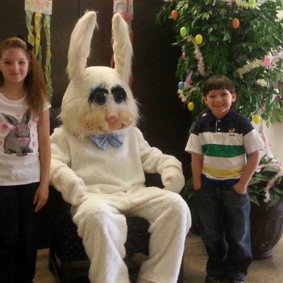 Meet your Posher, Tonia - Picture 1 of 1